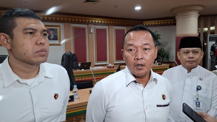 Gelar perkara Kasus SPPD Fiktif DPRD Riau Selasa (17/6). Polisi Bakal Cegah Sejumlah Orang ke Luar Negeri.