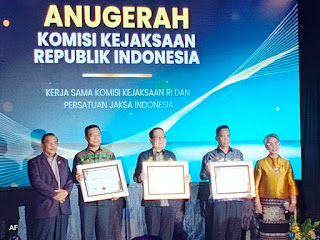 Hasil Kerja Keras, Kejari Kuansing Raih Prestasi III Nasional.