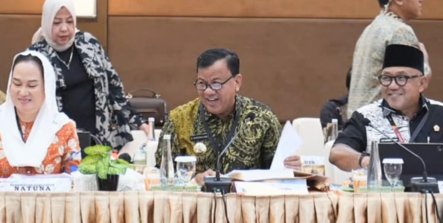 Bahas Kebijakan Starategis, Bupati Kuansing Hadiri  Rapat Tahunan BRK Syariah.