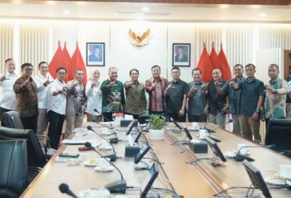 Temui Menhut, Bupati Kuansing Usulkan 3.800 Ha Masuk TORA
