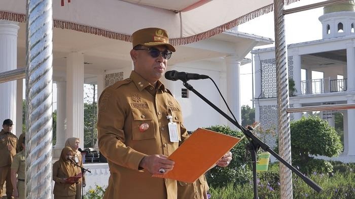 Sekda Fauzi Efrizal Ingatkan OPD Rohil Kebut Administrasi Gaji ke-13.